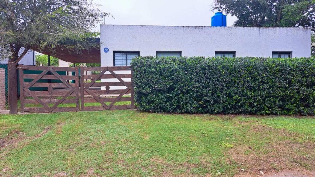 casa-con-piscina-y-95m2-cubiertos-en-la-granja-14