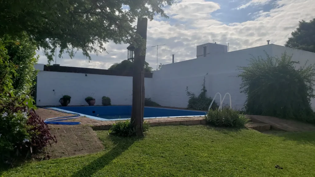 oportunidad-unica-casa-con-775m²-de-terreno-quincho-y-pileta-en-jesus-maria13