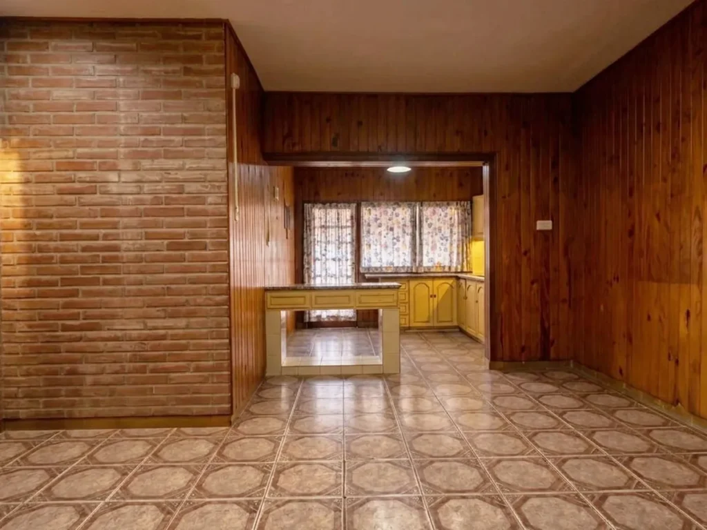 casa-con-departamento-independiente-y-piscina-en-barrio-norte-jesus-maria-04