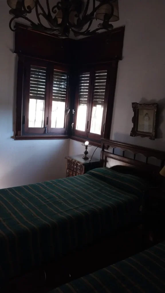 esquina-premium-jesus-maria-casa-4-dorm-doble-lote-03