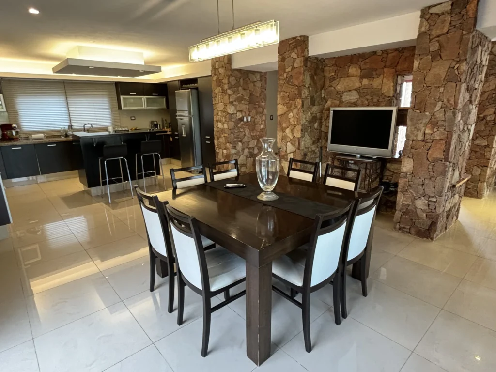 importante-propiedad-en-jesus-maria-a-metros-del-colegio-seminario-3-dorm-suite-y-terraza-03