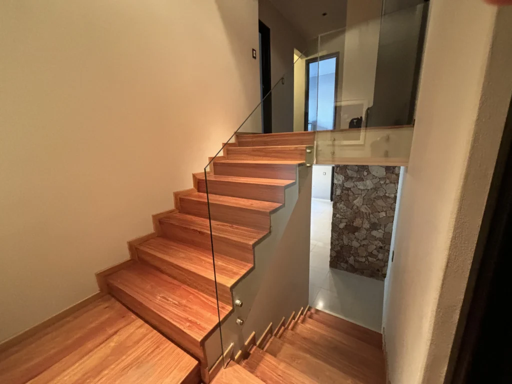 importante-propiedad-en-jesus-maria-a-metros-del-colegio-seminario-3-dorm-suite-y-terraza-13