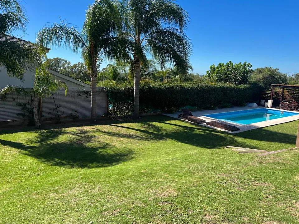 importante-propiedad-en-jesus-maria-a-metros-del-colegio-seminario-3-dorm-suite-y-terraza-29