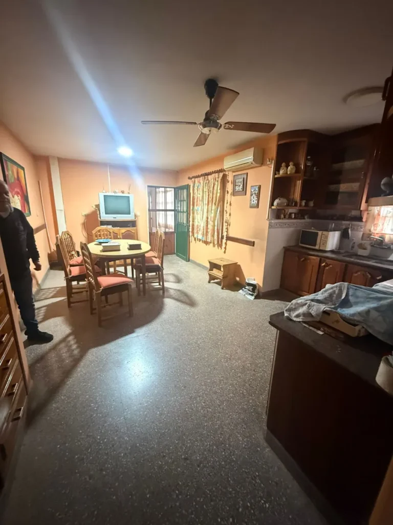 ruta-9-sinsacate-casa-con-locales-y-938-m2-terreno-15