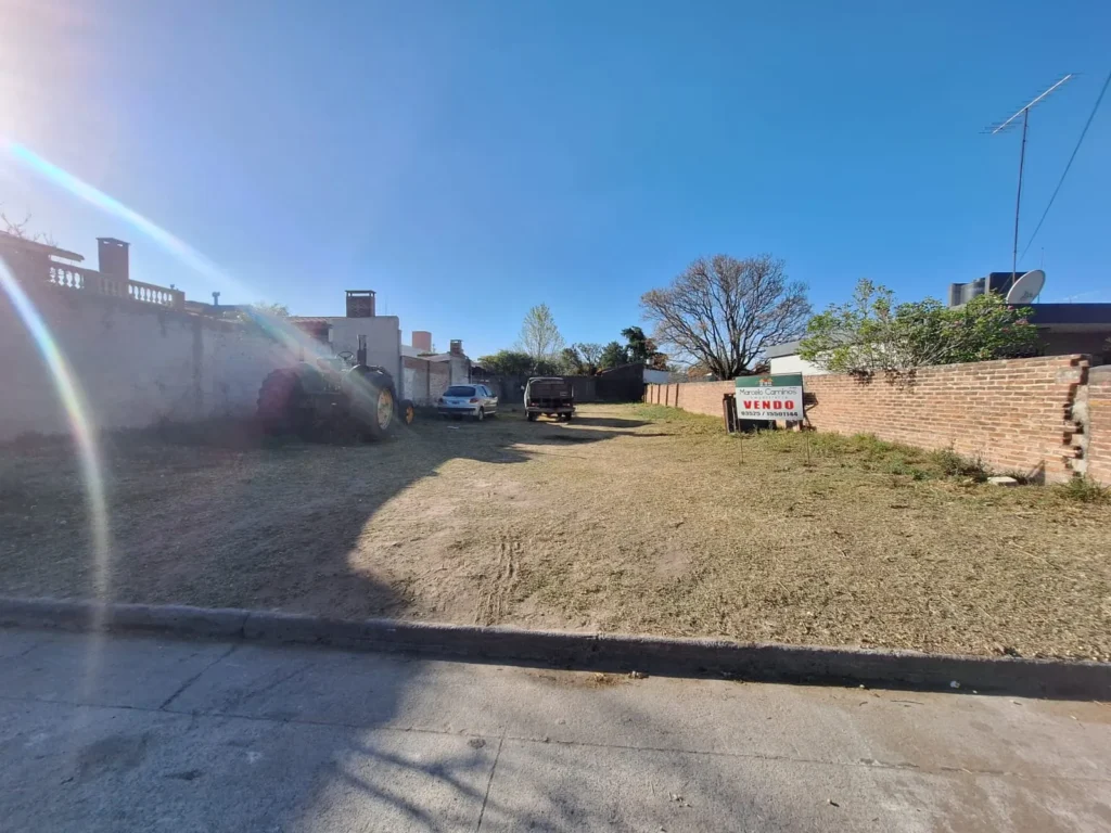 terreno-en-barrio-la-florida-con-todos-los-servicios01