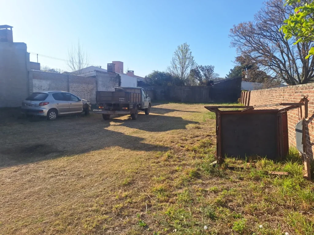 terreno-en-barrio-la-florida-con-todos-los-servicios04